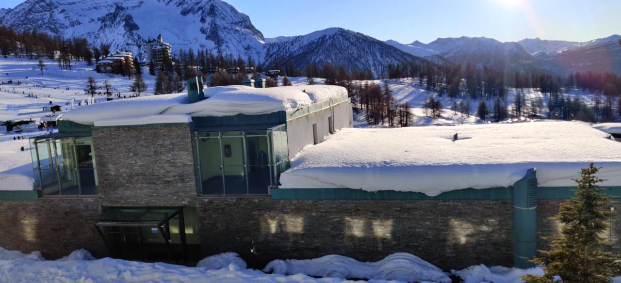 Teleo Vacanze - Villaggio Olimpico Di Colle Sestriere Buitenkant foto