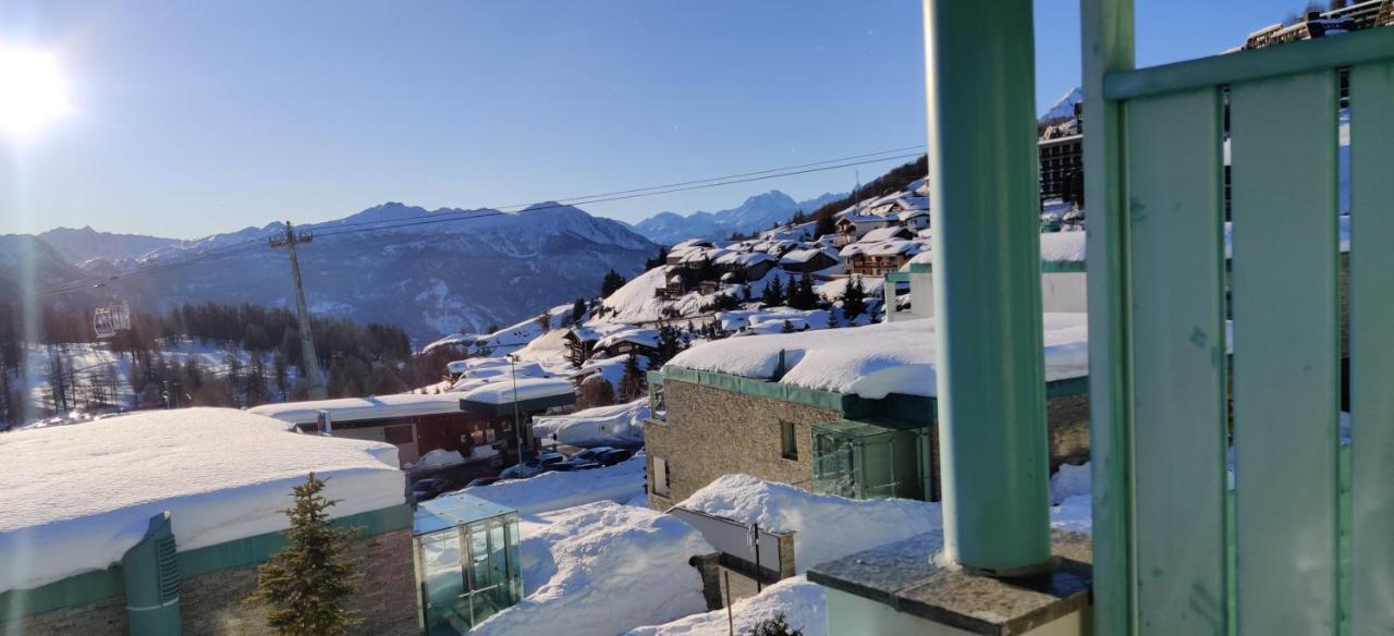 Teleo Vacanze - Villaggio Olimpico Di Colle Sestriere Buitenkant foto